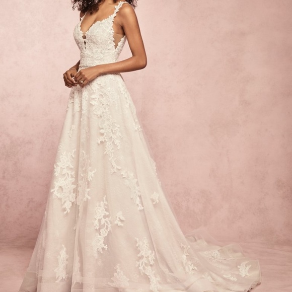 Rebecca Ingram Courtney Wedding Dress
